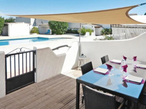 Holiday home with shared pool